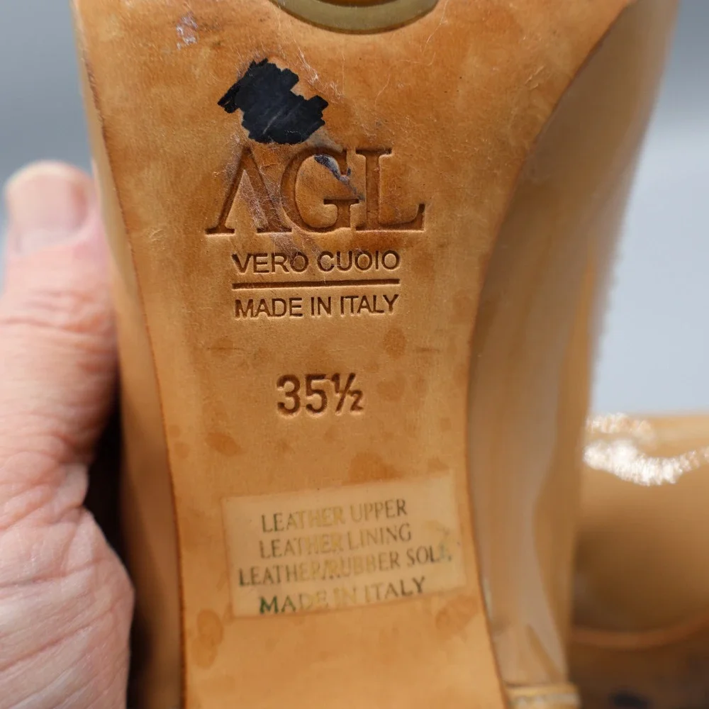 AGL Patent‎ Leather Pumps Womens 35.5 Tan Classic Old Money Career Professional